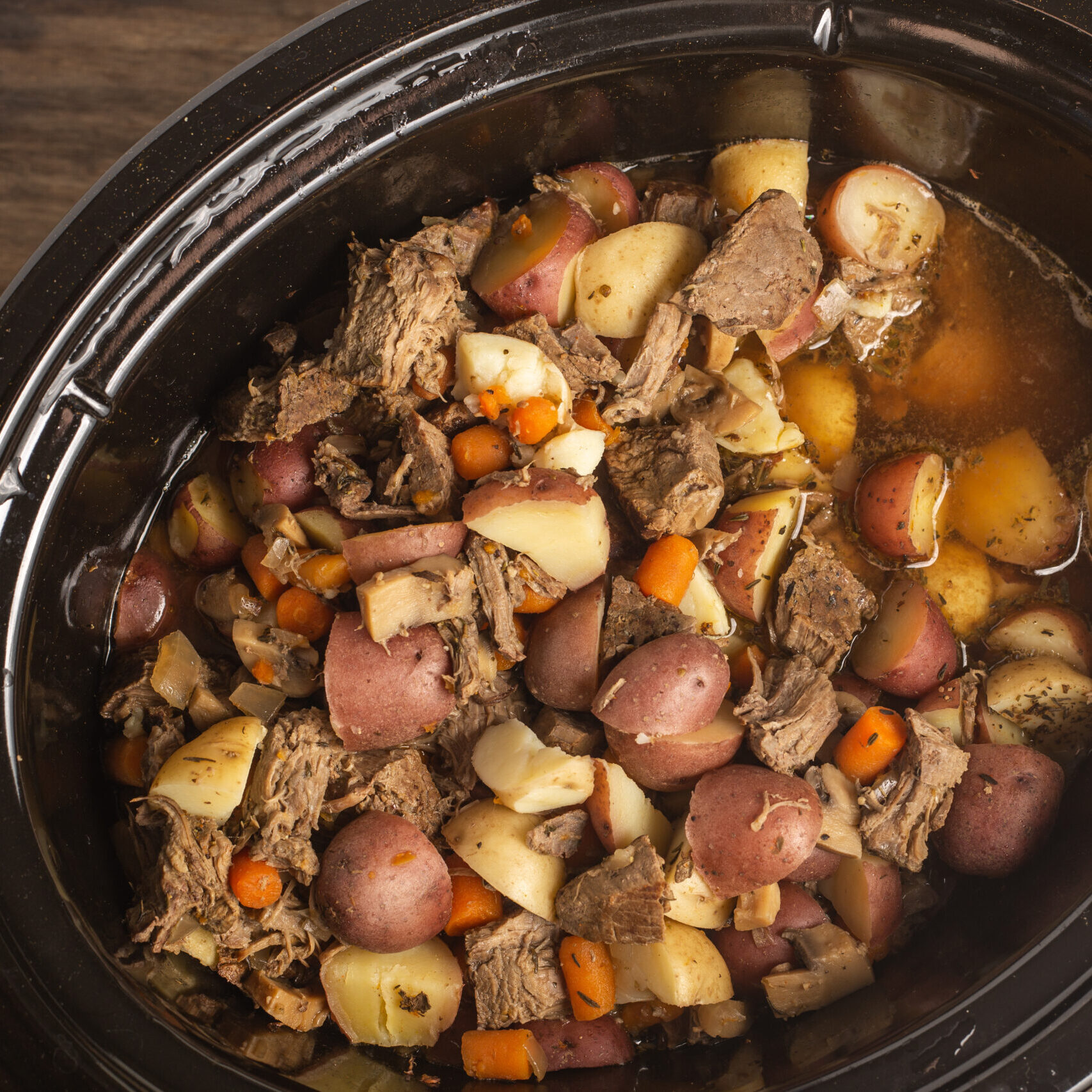 Crockpot Beef Stew With Potatoes and Peas